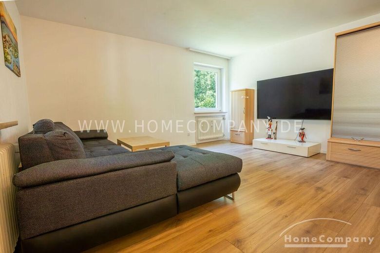 Volledig gemeubileerd 4-kamerappartement met groot balkon in Berg am Laim – 38974aa6c2d29cdeb7e1d312fa80a762ef11f8a6.jpg