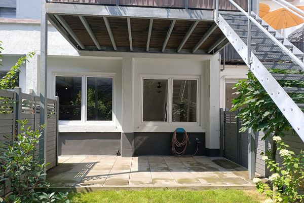 Ruhige 3 Zimmer Erdgeschoss Wohnung mit Garten und Stellplatz in zentraler Lage