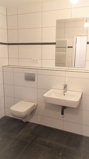 Appartamento di 3,5 locali in nuova costruzione esclusiva a Lohausen – Modernes Vollbad
