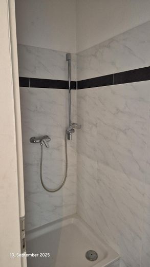 Seperate Dusche