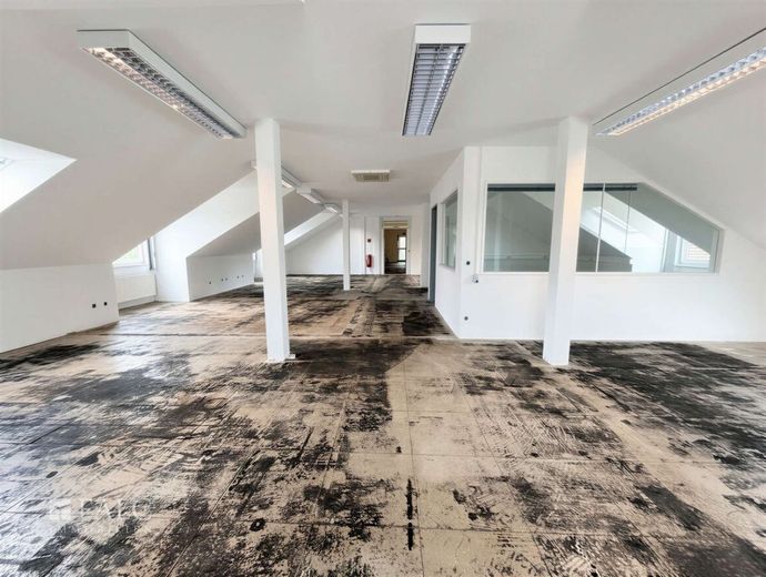 Ihr neuer Unternehmensstandort: 410 m² mit maximaler Flexibilität! – Bürofläche