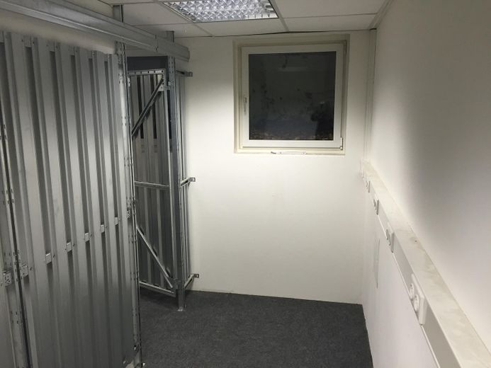 Kellerabteil Eingang