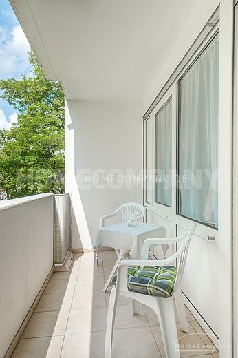 Modern möblierte 3-Zimmer-Wohnung mit Balkon in Freimann – 6afb5dc088a42021f585f579fb2ab530957b1145.jpg