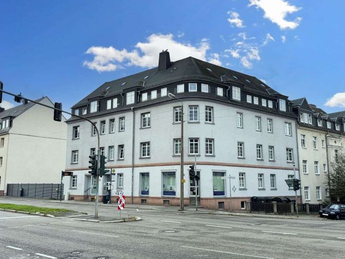 WOHN- UND GESCHÄFTSHAUS FÜR IHR PORTFOLIO | Attraktive Rendite und Wertsteigerungspotenzial – Foto 1