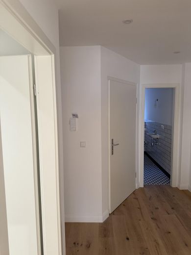 Erstbezug nach Kernsanierung - Stilvoller Altbau im Herzen von Gablenberg – Flur 