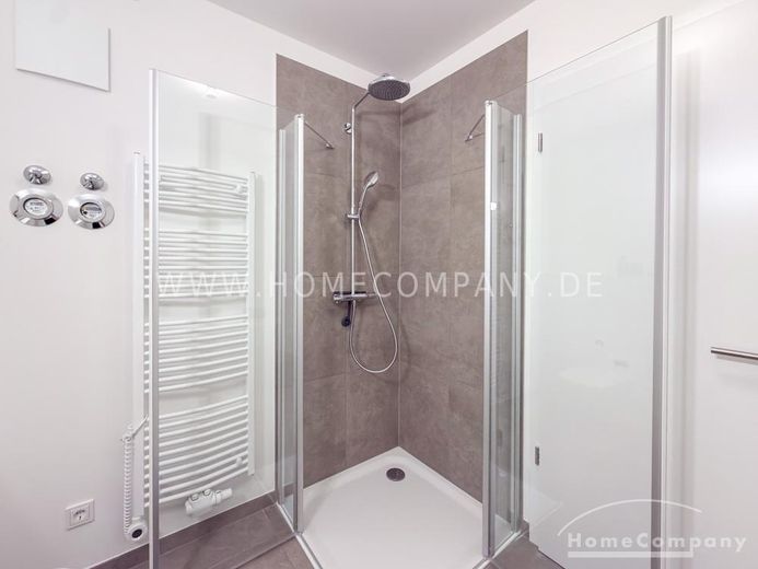 27534 HomeCompany Dresden Möbliert/Furnished 3-Zimmer Wohnung in Radebeul max. 4 Personen – 52be7dca6cabf76822988f068e6c995dc887259e.jpg
