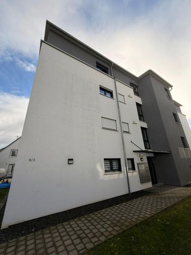Zentrale 3,5-Zi.-EG-Wohnung,92m²,barrierefrei TG-provisionsfrei – Haupteingang