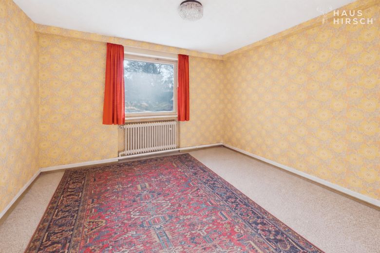 Charmantes Einfamilienhaus auf großem Grundstück - Perfektes Zuhause für Ihre Familie – UG Schlafzimmer 1