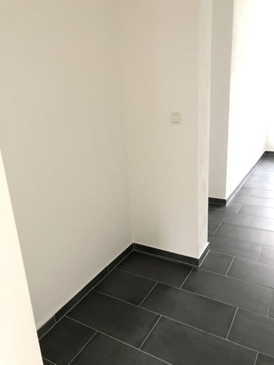 Renovierte 4-Zimmer-Wohnung mit Garten in Rheine-Hauenhorst – Garderobe