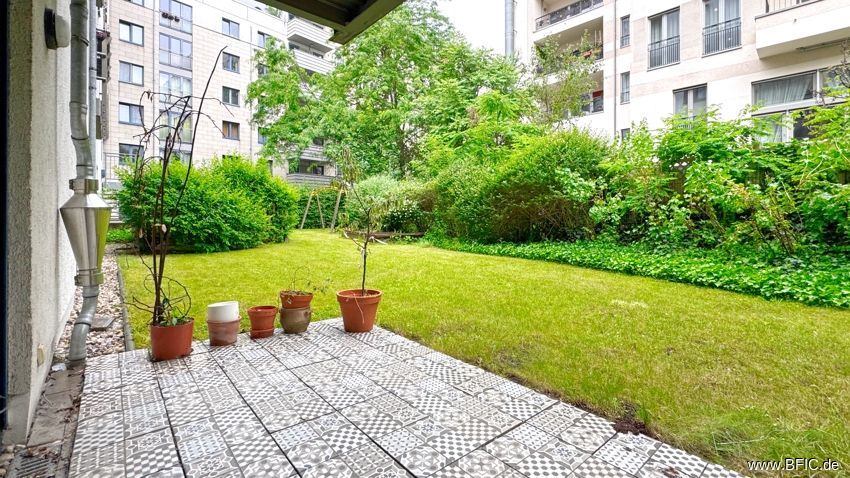 Ruhige Gartenterrasse mit 3-Zimmer-Wohnung - total zentral – IMG_3450