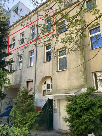 Provisyon yok. Neukölln'ün kalbinde ışıkla dolu ve geniş eski bina dairesi – Rückseite
