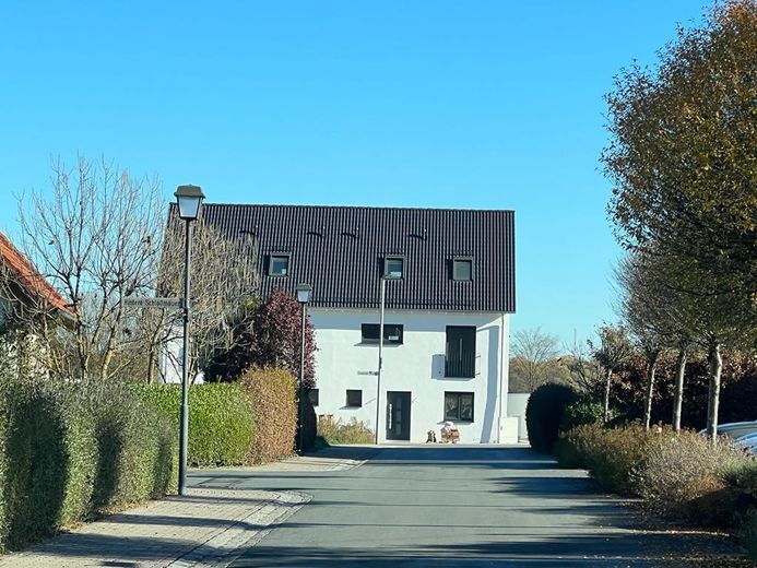 Exklusive DHH mit Garten, Energieeffizienz A+, Glasfaser-Anschluss – Foto 1