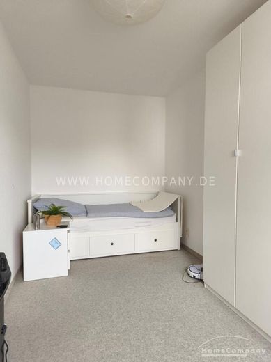Rosbach-Rodheim AG8072766 – Eşyalı, tam donanımlı sıra evin köşe dairesi – ecae3fe59523de09cdcf103ace3b57aa9dfe86e1.jpg