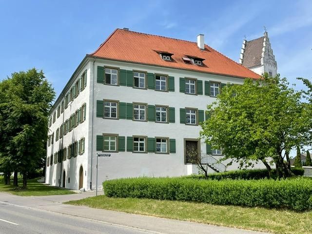 Wymarzone mieszkanie dla singli: urok zabytku spotyka nowoczesność – zamek Hirschlatt – Hausansicht 