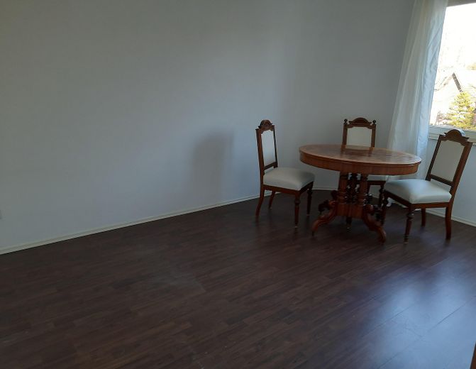 Apartment Strassenseite