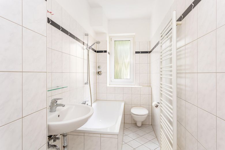 Bezugsfreie 2-Zimmer-Wohnung mit Balkon – Foto 5