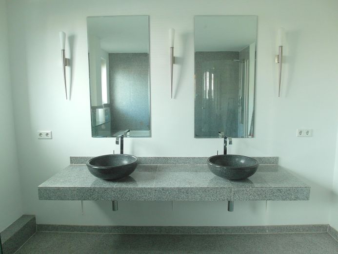 Badezimmer 2