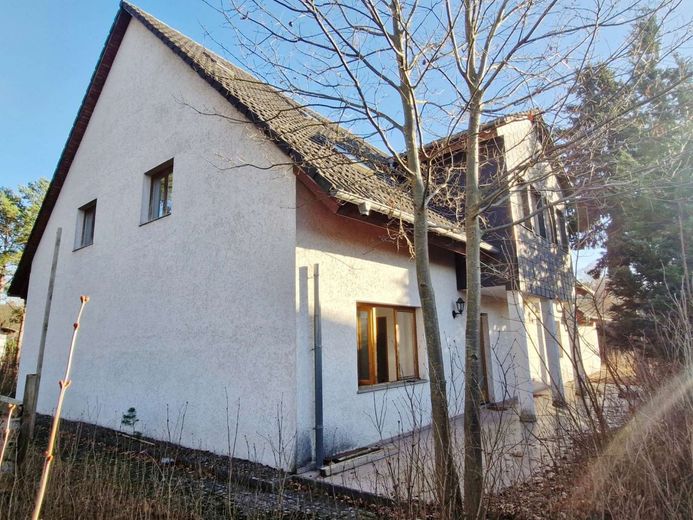 MFH mit  Baugrundstück - seltene Chance in Oranienburg – Hausansicht Nord-Ost