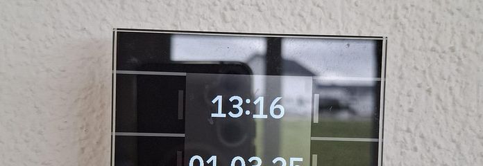 Glastaster zur Bedienung