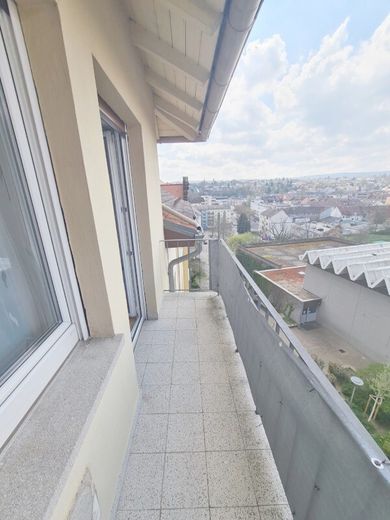 122394_Aussicht_Wohnzimmer-Balkon.jpg