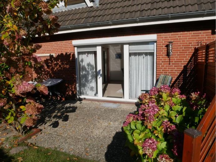 FERIENVERMIETUNG! Attraktive Wohnung in zentraler Lage in 25826 Bad St. Peter Ording zu verkaufen. – Foto 1