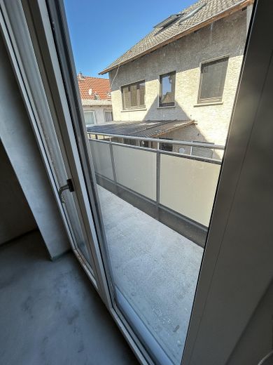 Nowe budownictwo, efektywność energetyczna, 1. piętro – Eingang Balkon von Schlafzimme
