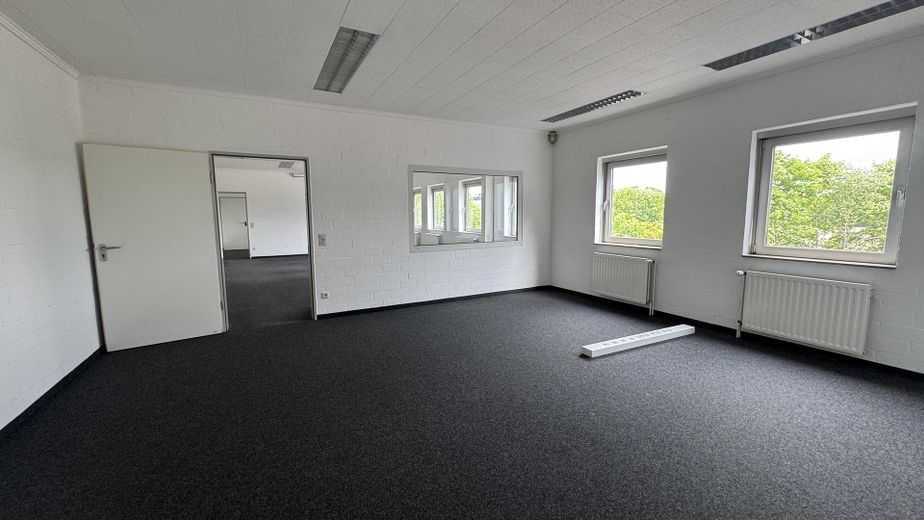 Büro OG rechts