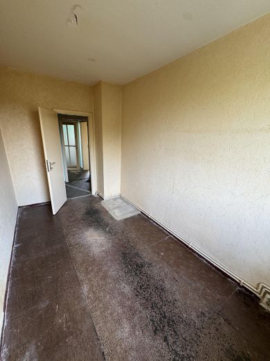 Kinderzimmer (unsanierte Wg.)