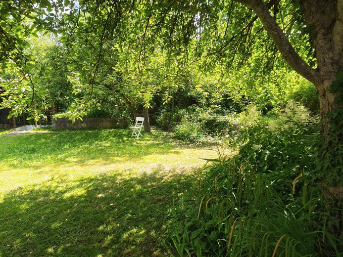 Provisionsfrei - Freistehendes Einfamilienhaus mit großem Garten nahe Stadtplatz und Innauen – Idylle unter Obstbäumen