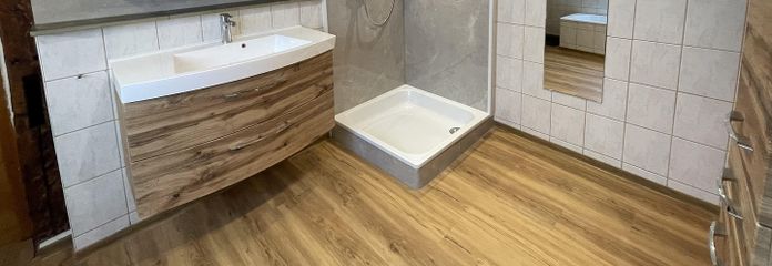 Bellissimo appartamento maisonette ristrutturato nel cuore di Schwäbisch Gmünd – Badezimmer