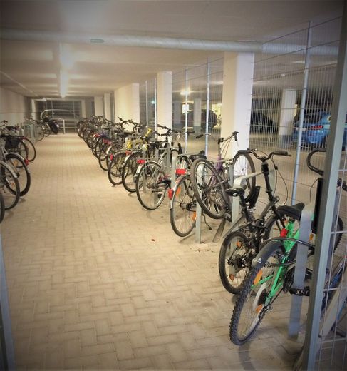 Frei! TOP CITY APARTMENT möbliert, unbefristet m. Anmeldung – Foto 13