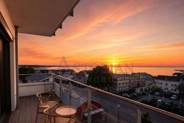 Premium Penthouse with Sea Views, 
50 m² Rooftop Terrace 
& Exclusive Designer Features