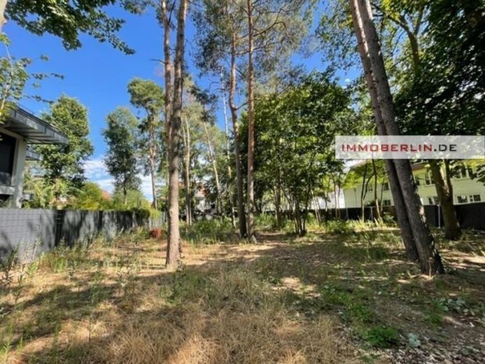 IMMOBERLIN.DE - Hervorragendes Baugrundstück in schöner Stadtrandlage – Foto 1