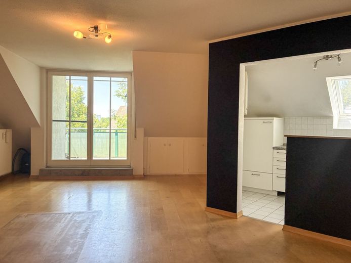 Grüner Ausblick statt grauer Alltag-Erbpacht! – Wohnzimmer