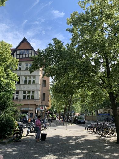 Rhein Bölgesi semtinde komisyonsuz ve aydınlık 2 odalı daire – Fotoğraf 22