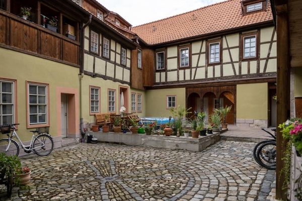 Wohnen auf 3 Etagen: Charmanter Maisonette-Traum mit Altstadtblick in Kahla