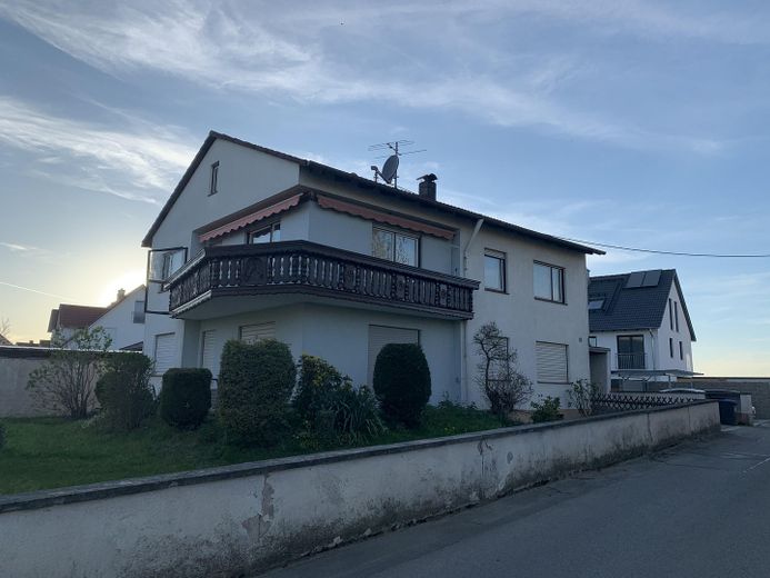 5-Zimmer-Einfamilienhaus in München-Pasing als Arbeiterunterkunft / WG zu vermieten. – Foto 1