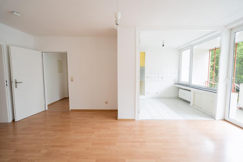 3-pokojowe mieszkanie z dwoma balkonami w centrum Frankfurtu – Zdjęcie 11
