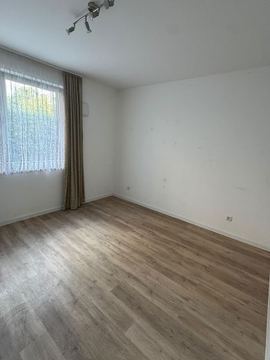 EG-Wohnung mit Terrasse und Garten Röllinghausen – Schlafzimmer