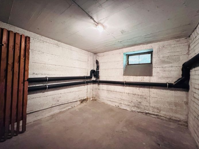 Provisionsfrei: Modernisierte 3-Zimmer-Wohnung mit 2 Balkonen, saniertem Bad und Hobbyraum – ca. 8 m² Keller