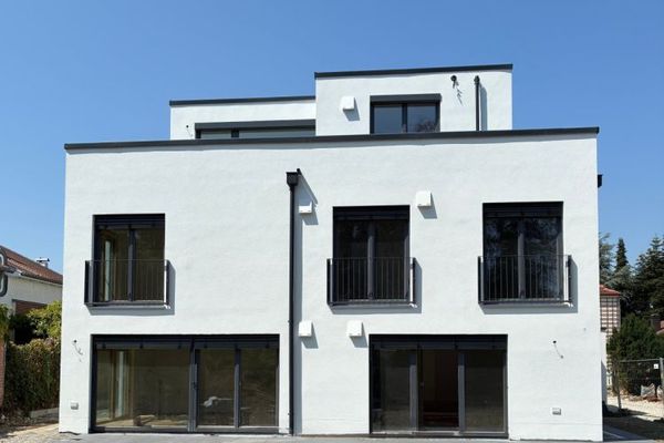 Vivienda familiar con jardín - primera ocupación de obra nueva en Múnich-Untermenzing // WE1
