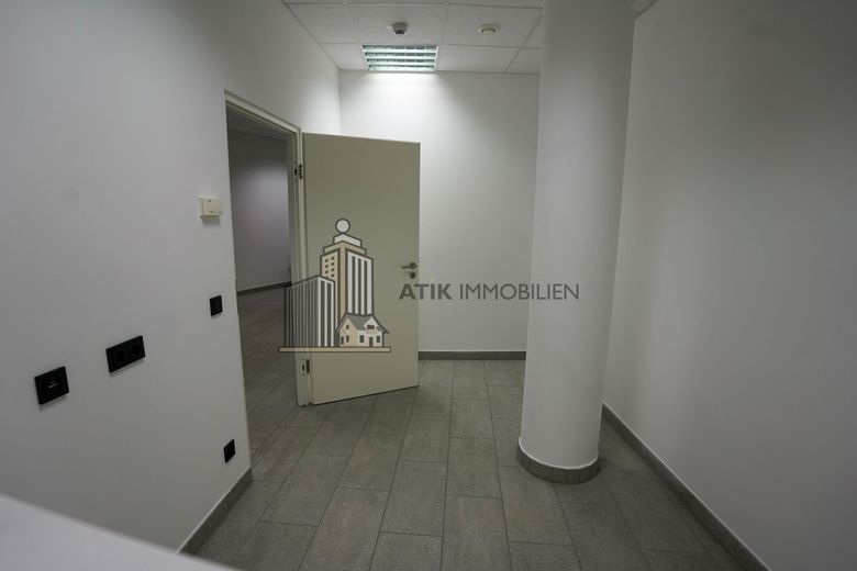ATIK: Moderne Büro- und Praxisflächen im Gesundheits- und Ärztezentrum Lusanum – Bürofläche