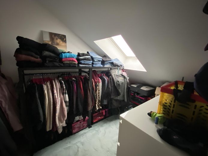 ETW Limburgerhof mit unverbaubarem Ausblick – Ankleidezimmer