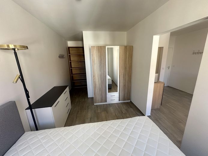 Möblierte 2-Zimmer-Wohnung in Villinger Altstadt – Schlafbereich