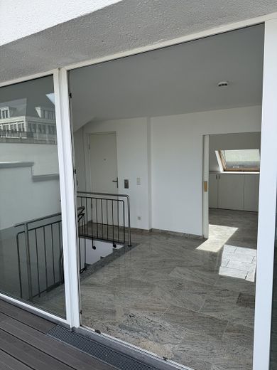 Esclusivo attico duplex nel centro di Colonia – Dachgeschoss