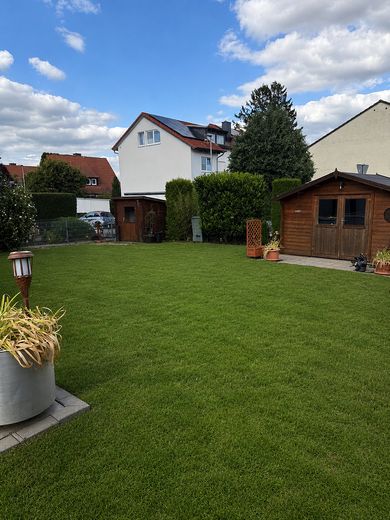 Affascinante, spaziosa casa unifamiliare in posizione centrale a 65779 Kelkheim Münster – Garten 1.3