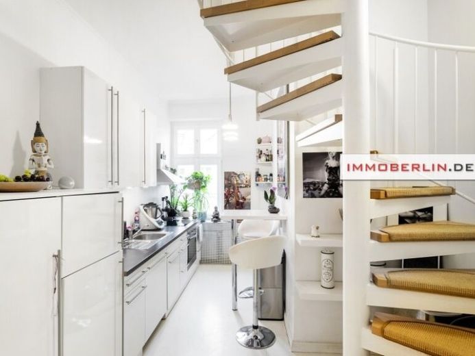 IMMOBERLIN.DE - Bleibtreustraße – Topzustand! Exklusive Dachgeschosswohnung in Bestlage – Foto 1