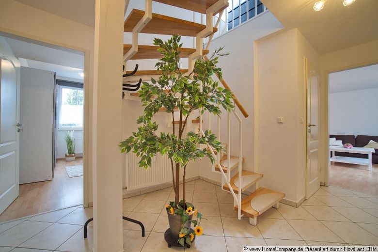 Elegante maisonette con balcone esposto a sud tra i quartieri Kreuzviertel e Saarlandviertel – circa 95 mq di abitazione su due livelli – 0d12140a7c818e84efcc96f1c5de194754111999.jpg