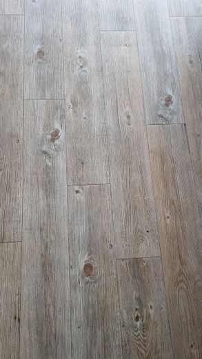 Bellissimo appartamento di 4,5 locali con cucina, bagno e WC per ospiti in posizione tranquilla – Foto 5