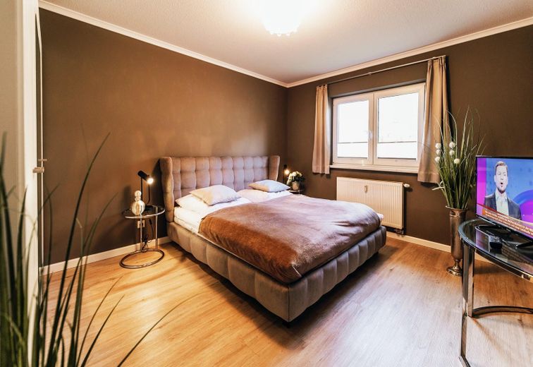 شقة عطلات جميلة من 3 غرف مع شرفة جنوبية في كولونغسبورن-فيست – 1.Schlafzimmer